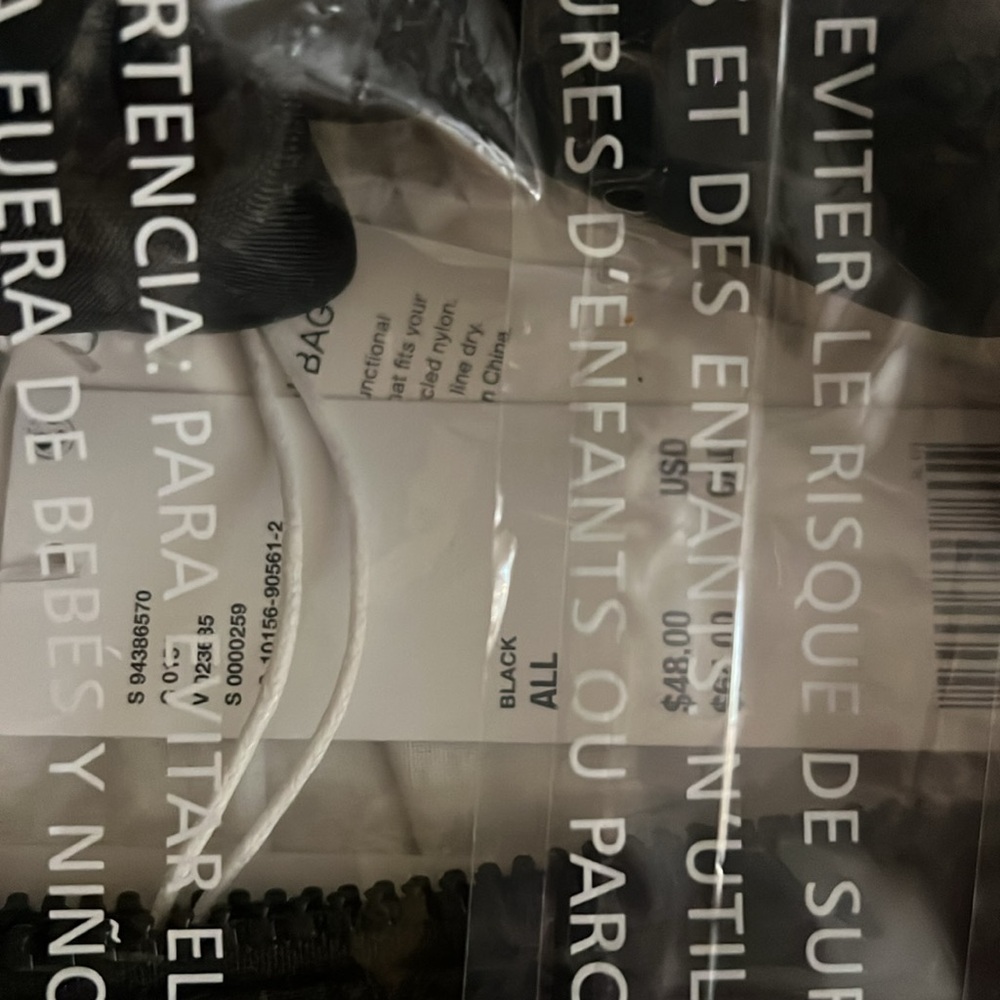 BAGGU Black Swan Shoulder Bag - Picture 3 of 4